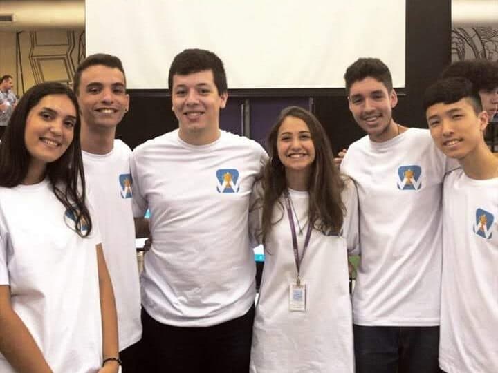 Fiz ETEC e SENAI, e meu TCC me deu o primeiro emprego aos 18.